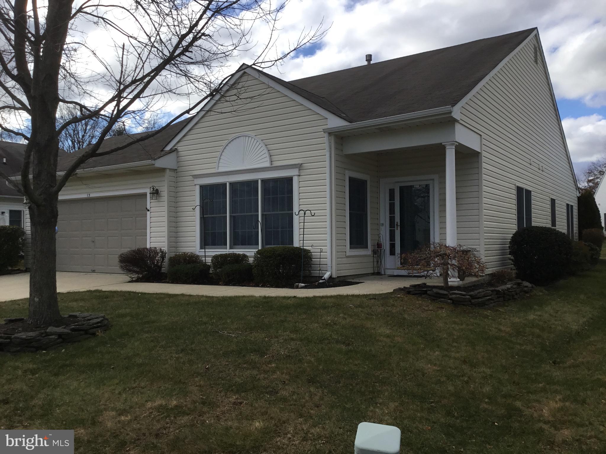15 Laurel Ridge Lane Columbus, NJ 08022 - Photo 6 of 43