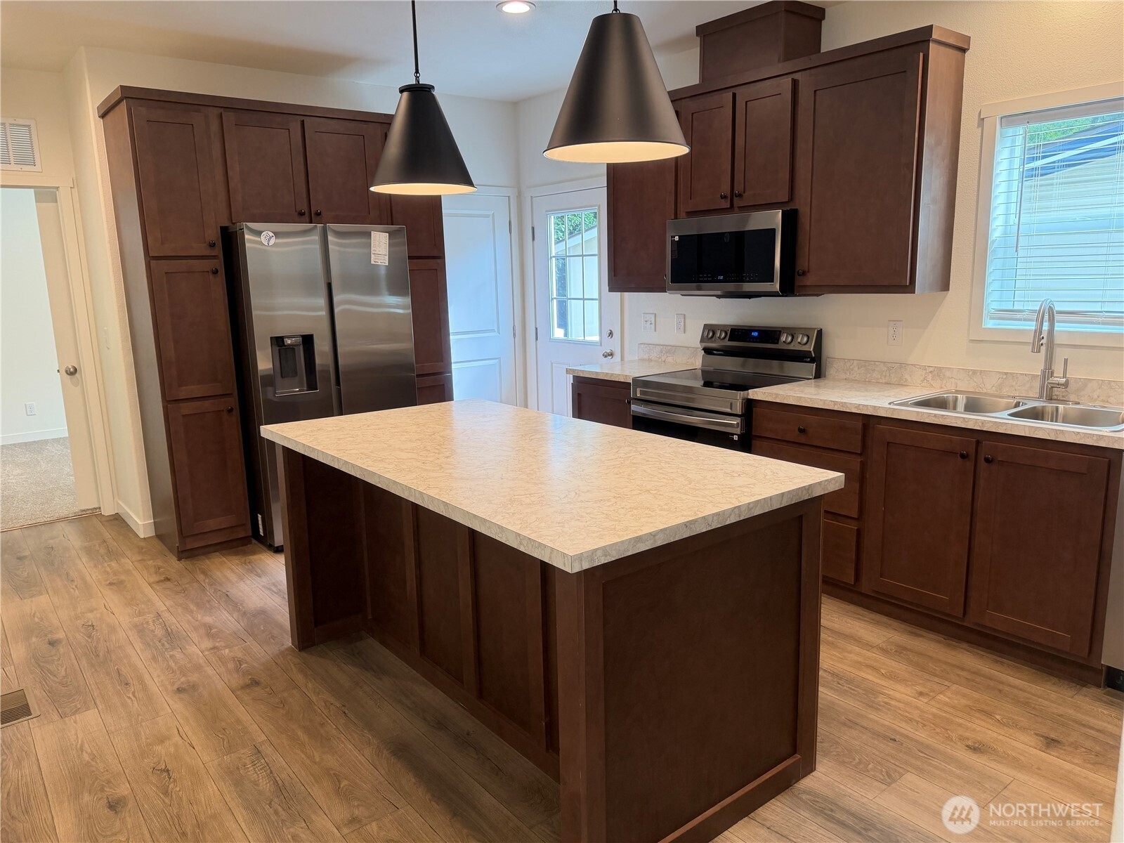 375 Union Avenue Southeast, Unit 68 Renton, WA 98059 - Photo 6 of 19 Gallery Image 6