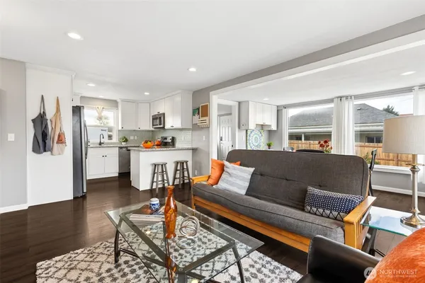 $359,000 | 309 South 5th Street, Elma, WA 98541