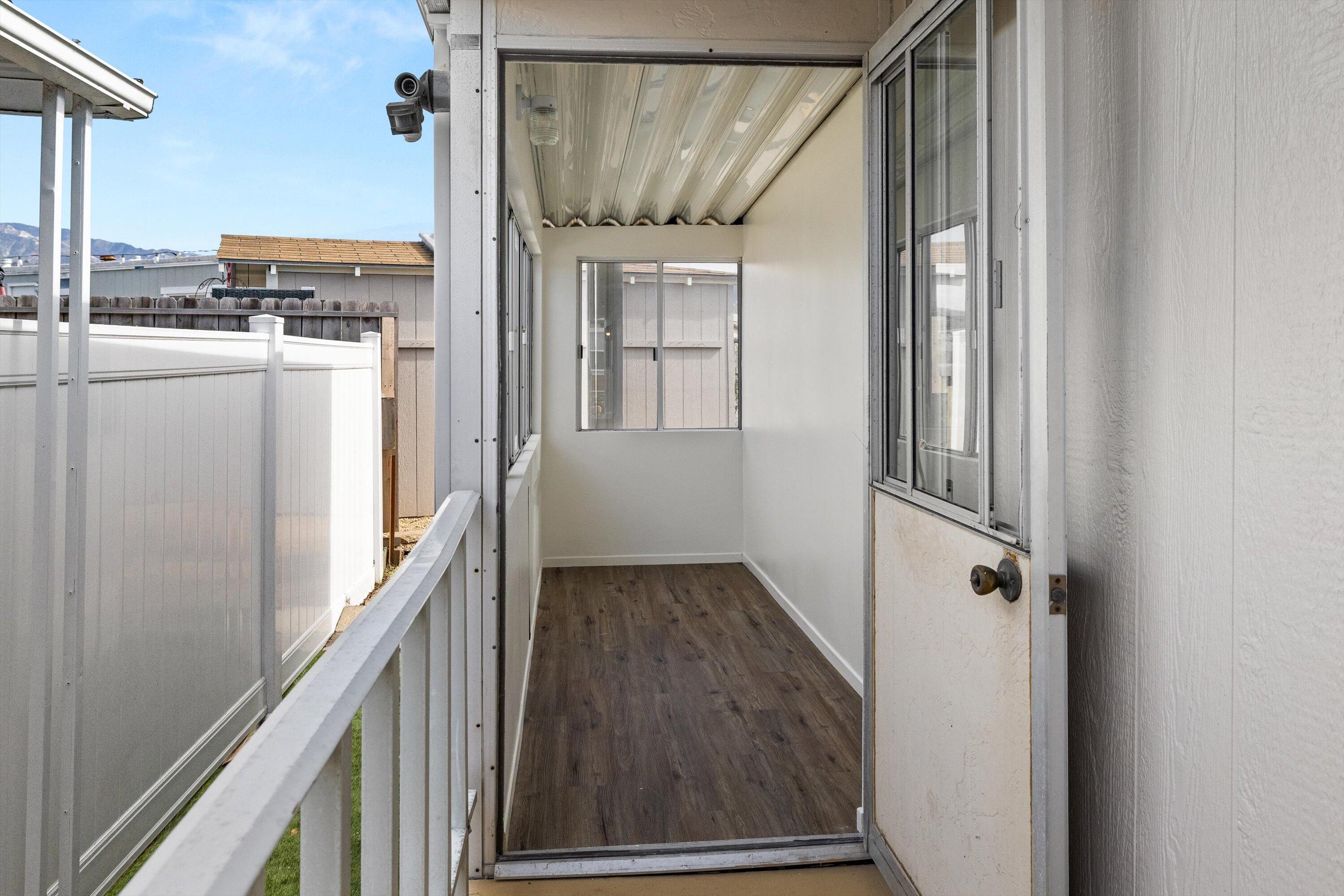 5700 Via Real, Unit 103 Carpinteria, CA 93013 - Photo 21 of 24 21-laundry room
