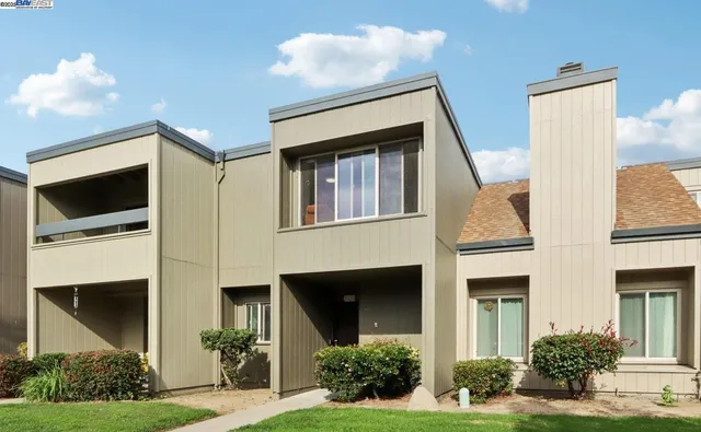 a house view with a garden space