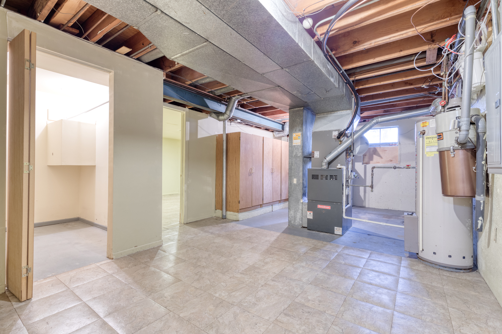 585 North Green Ridge Street Addison, IL 60101 - Photo 25 of 30
