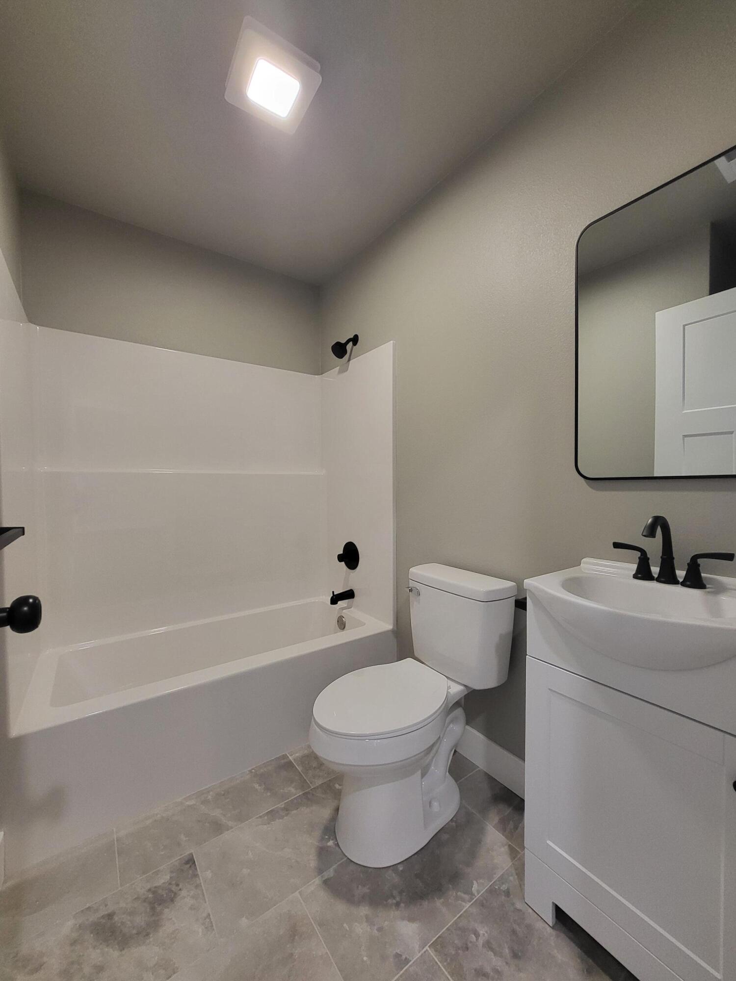1618 Ridgemont Avenue Monett, MO 65708 - Photo 14 of 18 20251014_111142