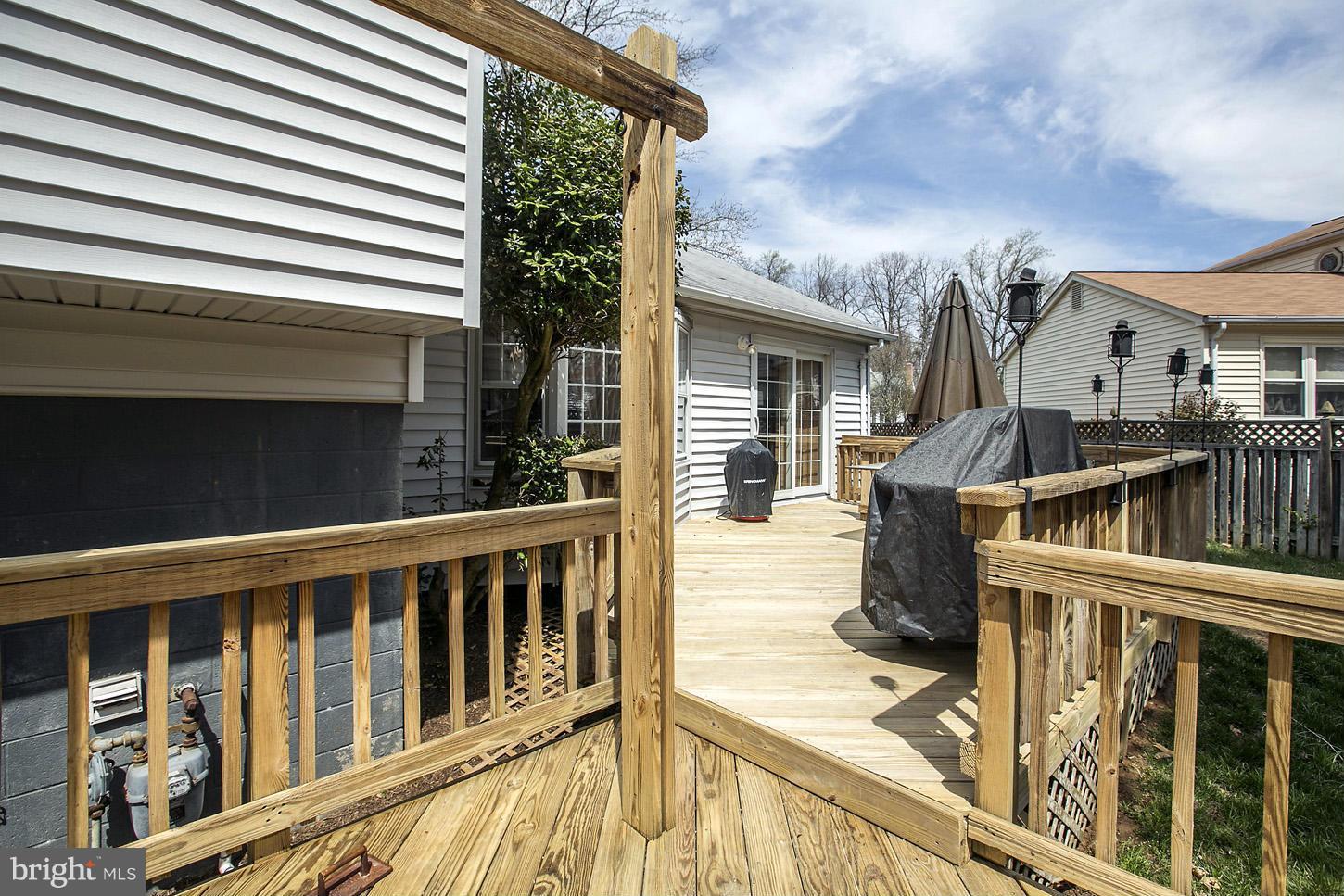 8017 West Point Drive Springfield, VA 22153 - Photo 26 of 26 Exterior (Rear)