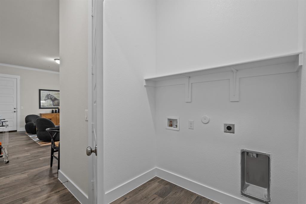 3275 Ganzer Road West, Unit 110A Denton, TX 76207 - Photo 14 of 25 a view of a livingroom with closet