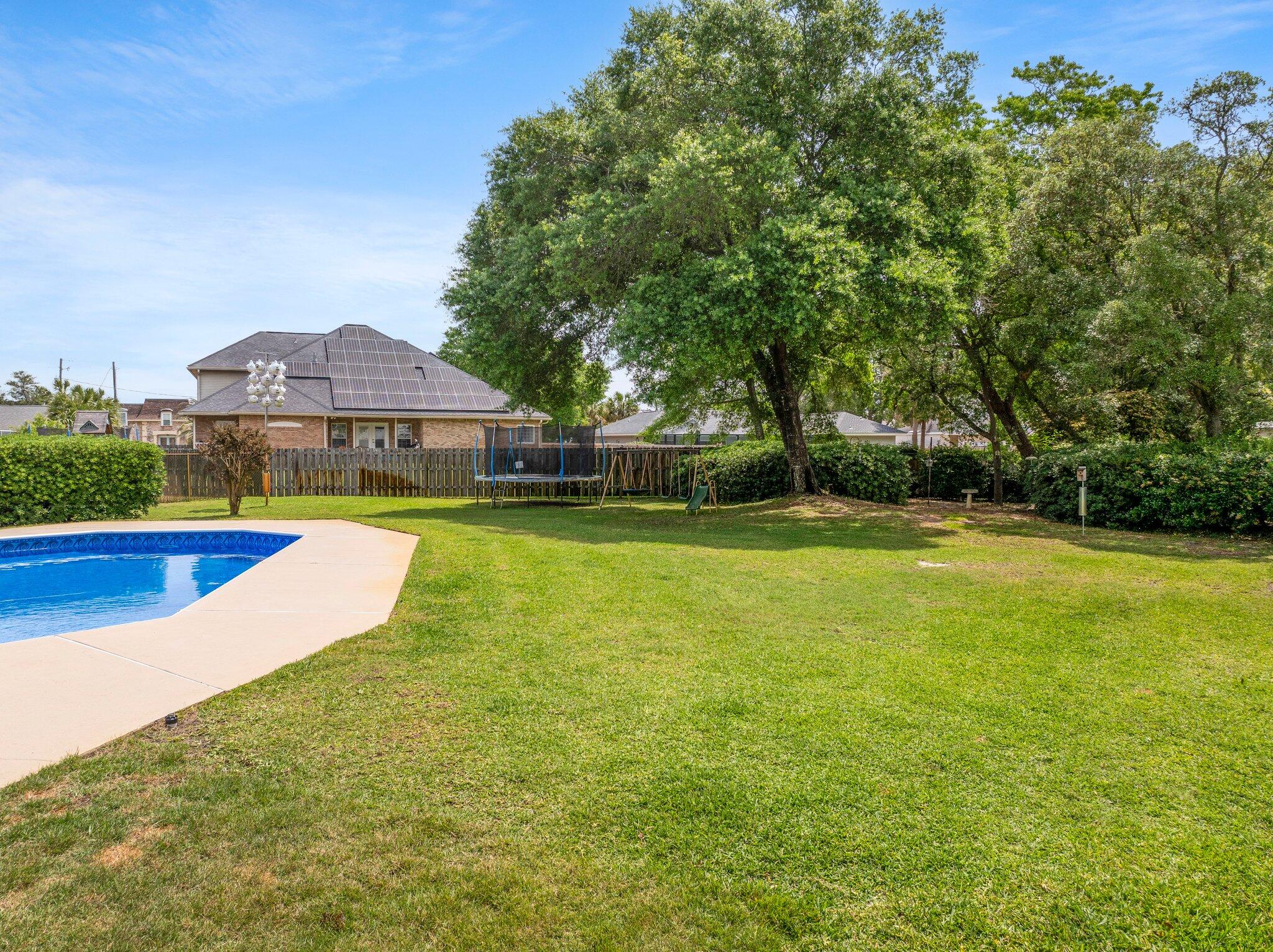151 Ferry Road Northeast Fort Walton Beach, FL 32548 - Photo 75 of 95 Large Backyard