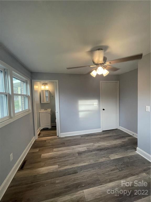 527 2nd Street Southwest Conover, NC 28613 - Photo 14 of 16 Gallery Image 14