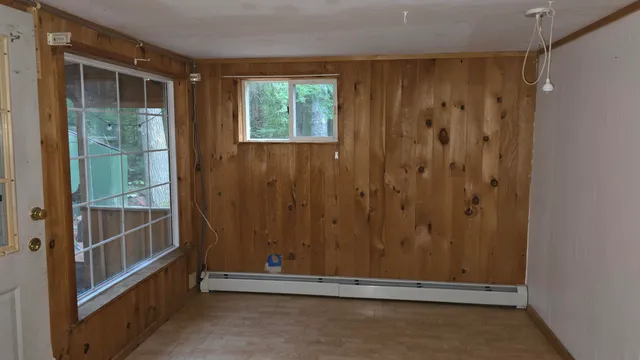 $75,000 | 26 Front Avenue, Poland, ME 04274