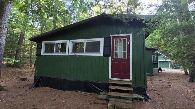 $75,000 | 26 Front Avenue, Poland, ME 04274