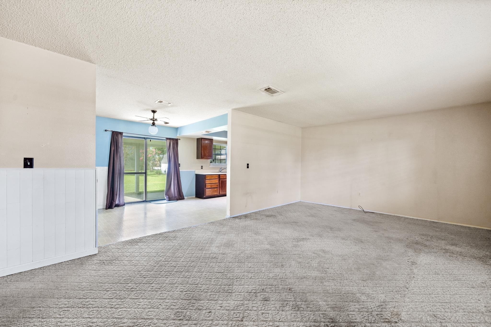 505 Linda Court Foley, AL 36535 - Photo 4 of 17