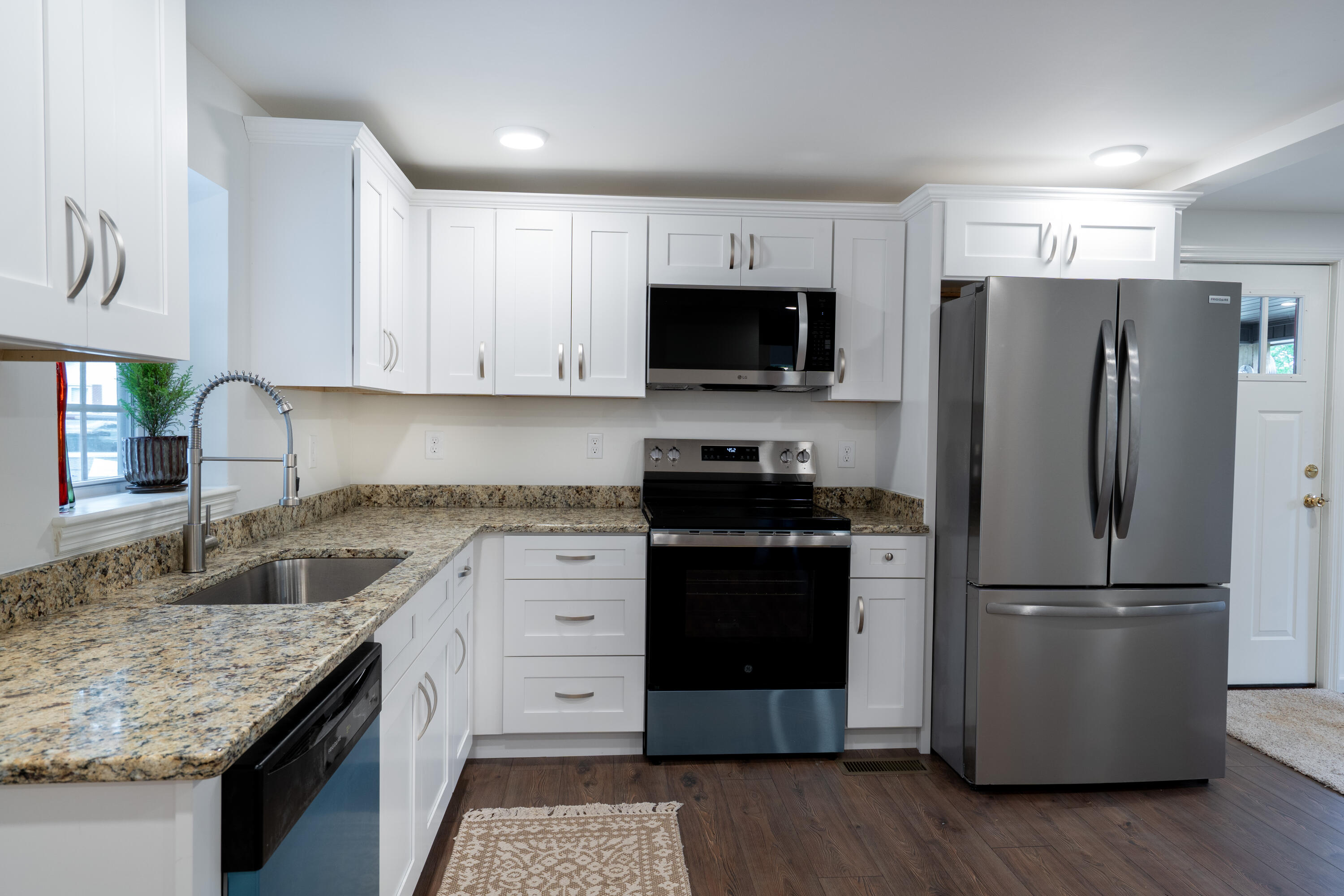 202 Layne Road Soddy Daisy, TN 37379 - Photo 7 of 25 202 Layne - Kitchen 2