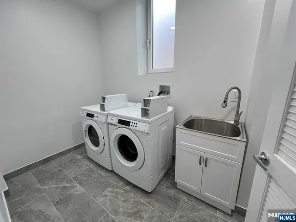 $2,200 | 38 Garfield Avenue, Unit 1A, Garfield, NJ 07026