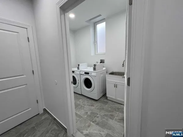 $2,200 | 38 Garfield Avenue, Unit 1A, Garfield, NJ 07026