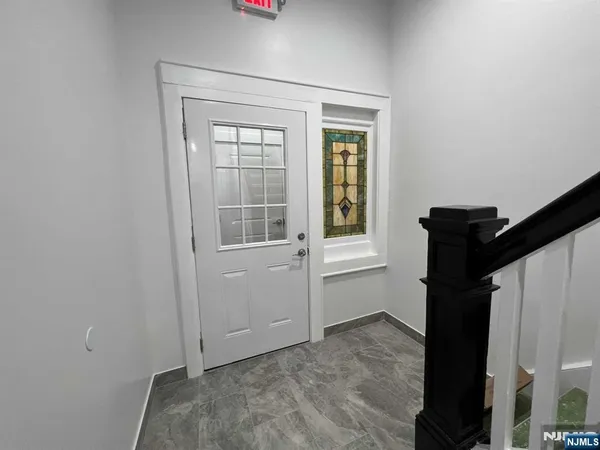 $2,200 | 38 Garfield Avenue, Unit 1A, Garfield, NJ 07026