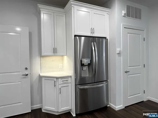 $2,200 | 38 Garfield Avenue, Unit 1A, Garfield, NJ 07026