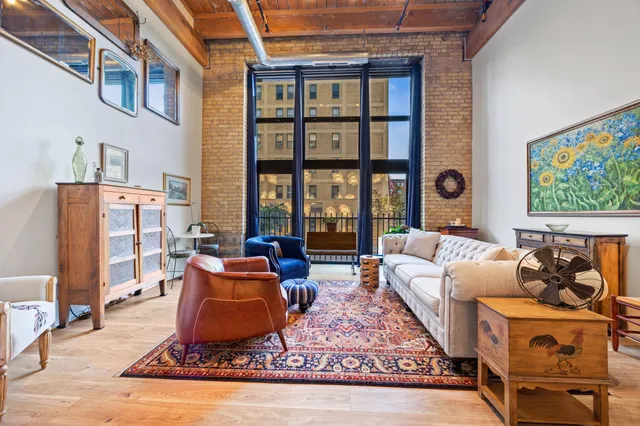 $419,900 | 406 Wacouta Street, Unit 107, St. Paul, MN 55101