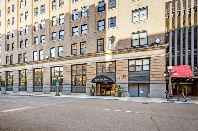 $419,900 | 406 Wacouta Street, Unit 107, St. Paul, MN 55101