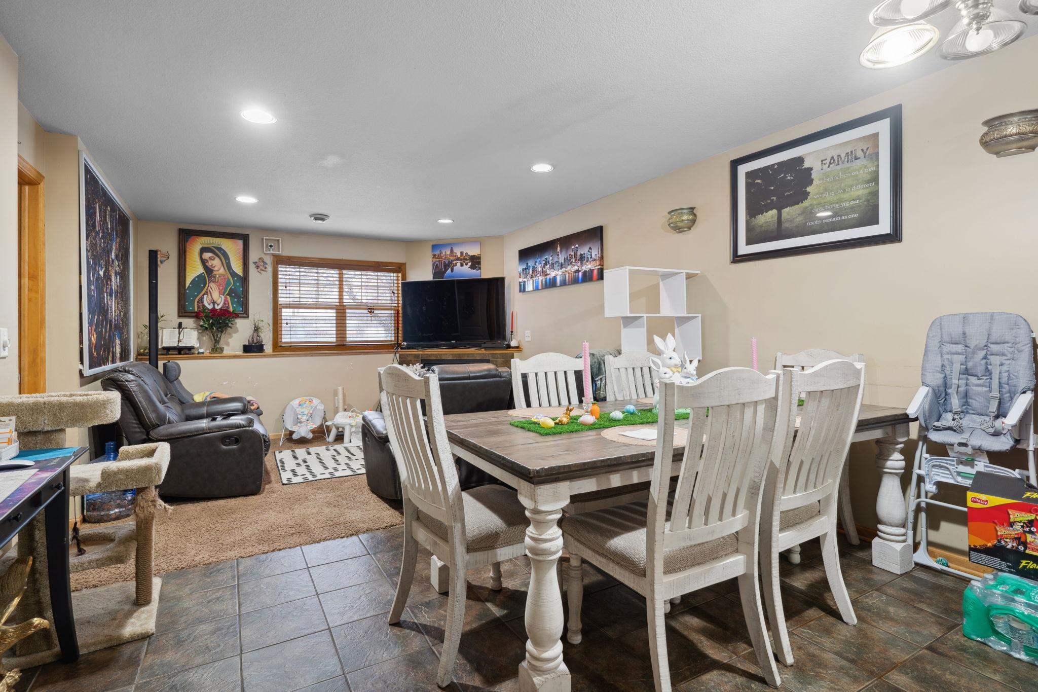 1599 Rice Street St. Paul, MN 55117 - Photo 23 of 75