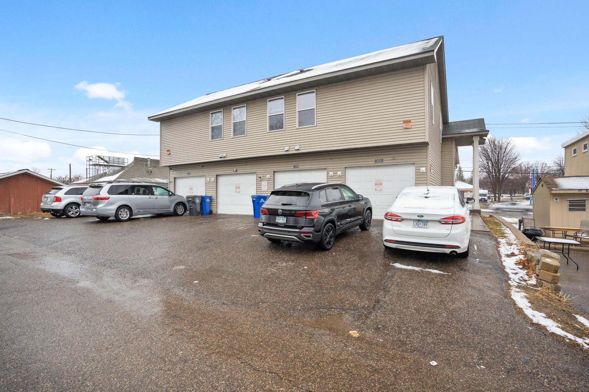 1599 Rice Street St. Paul, MN 55117 - Photo 6 of 75