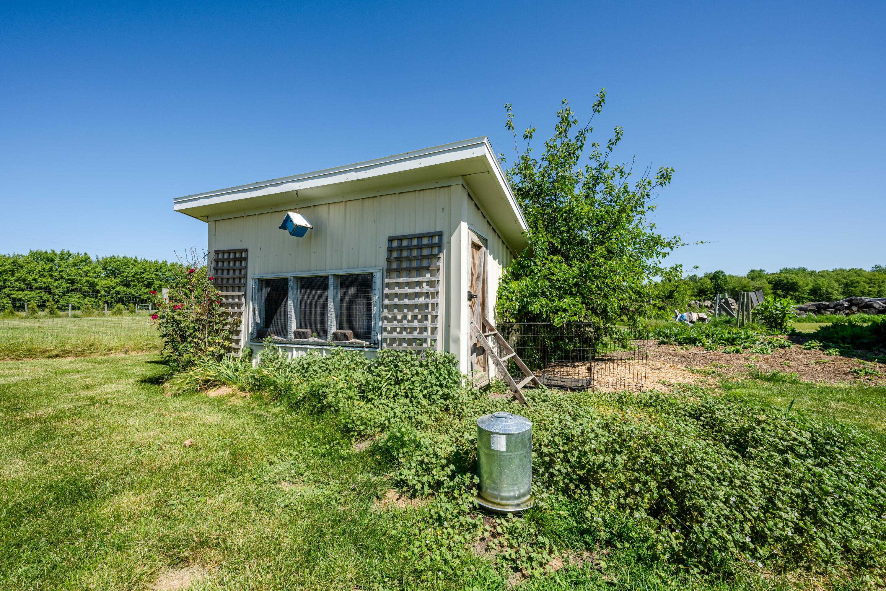 887 West Hinchman Road Baroda, MI 49101 - Photo 12 of 53 Hinchman-111