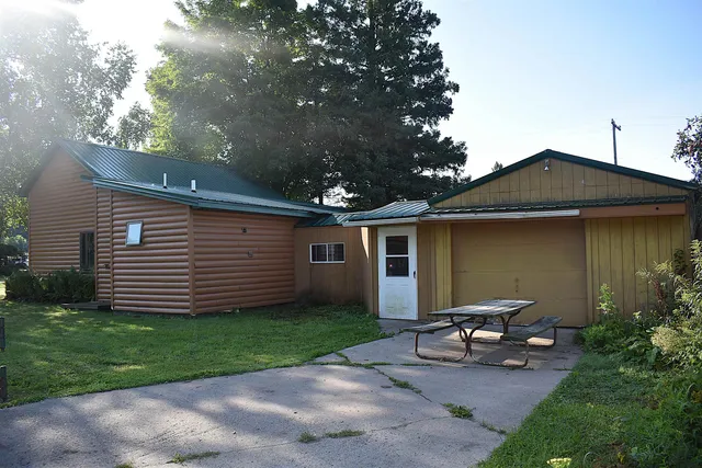 $129,900 | 52605 Eastern Avenue, Drummond, WI 54832