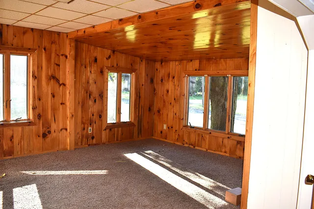 $129,900 | 52605 Eastern Avenue, Drummond, WI 54832