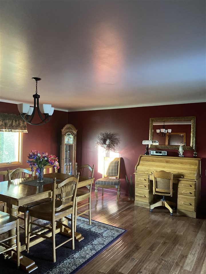 6895 Lansing Road Durand, MI 48429 - Photo 16 of 31 50041816-17.JPG