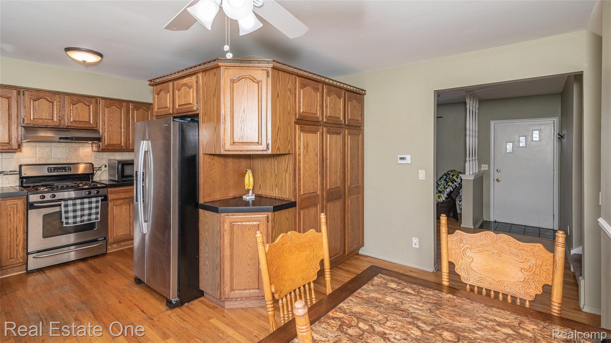 2244 Reid Road Grand Blanc, MI 48439 - Photo 18 of 44 0172220027177_16.jpg