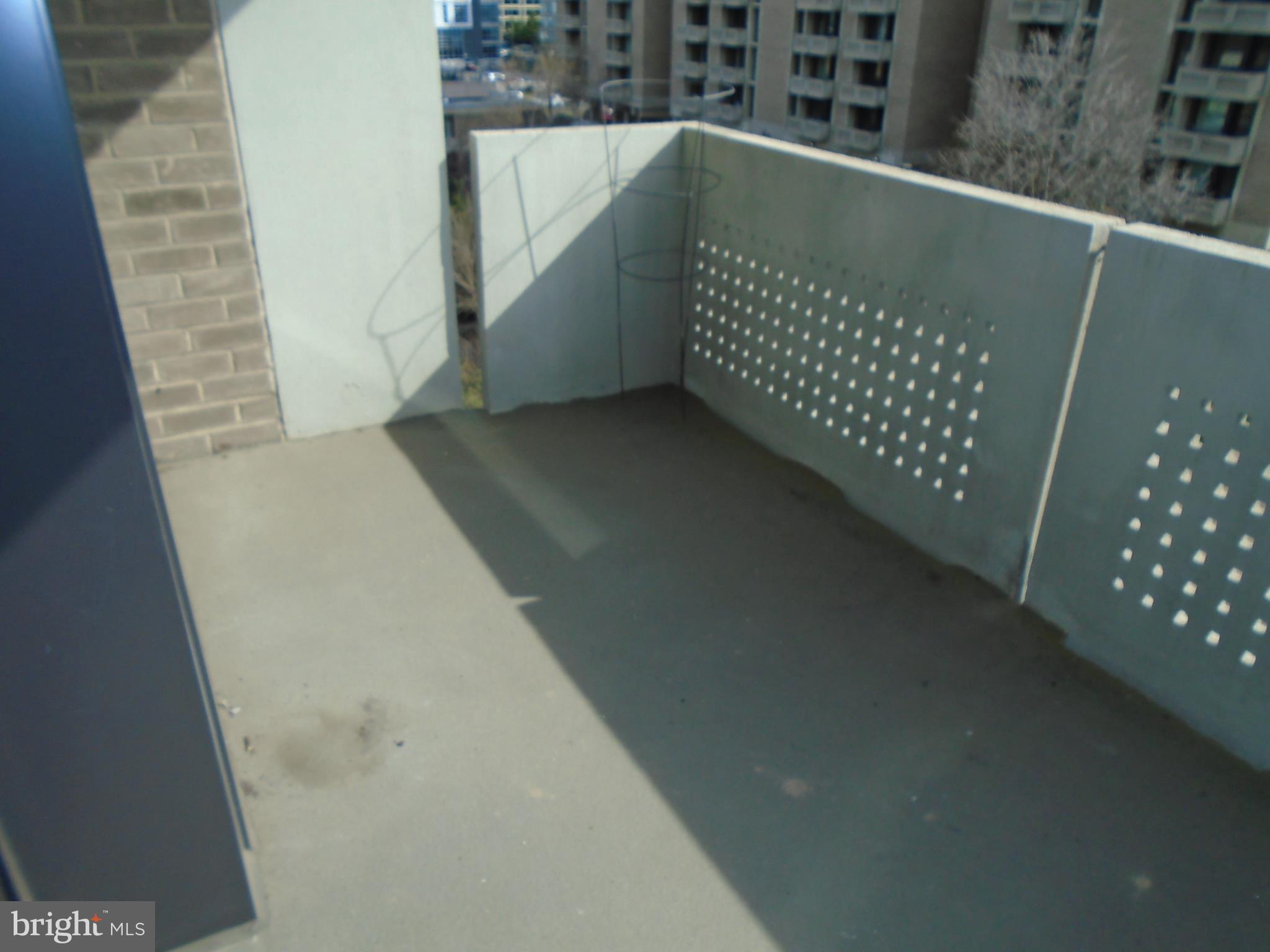 1250 4th Street Southwest, Unit W403 Washington, DC 20024 - Photo 17 of 41 a view of balcony