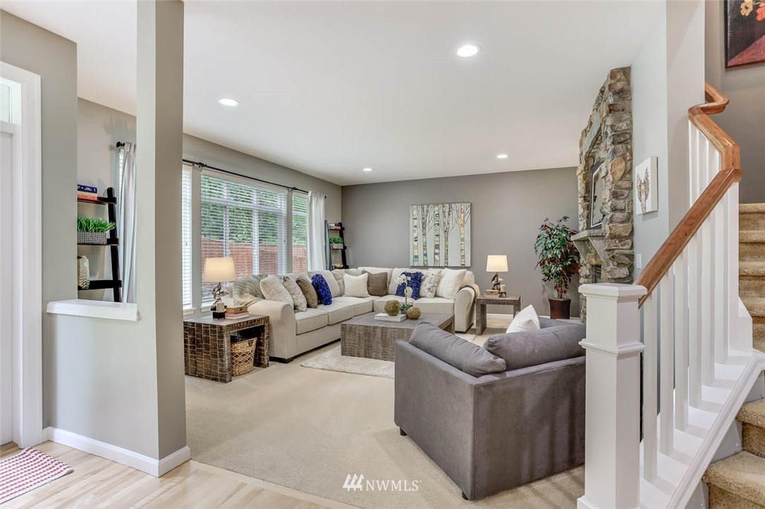 16506 Parkside Way Southeast Renton, WA 98058 - Photo 11 of 36