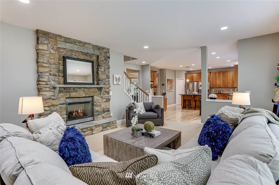 16506 Parkside Way Southeast Renton, WA 98058 - Photo 12 of 36