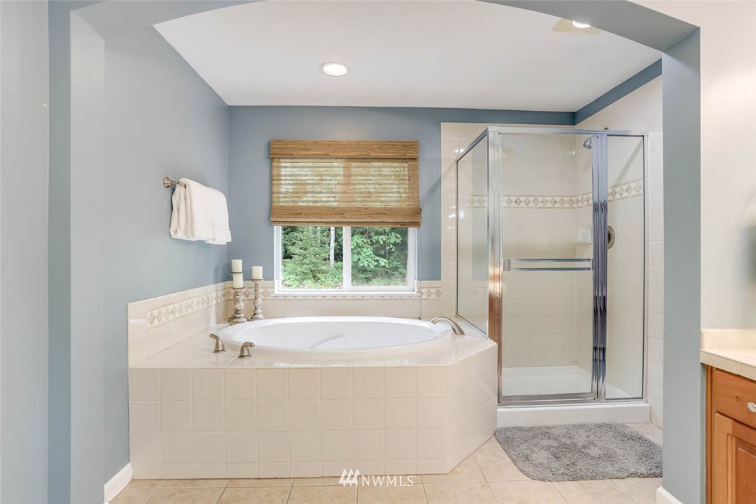 16506 Parkside Way Southeast Renton, WA 98058 - Photo 19 of 36