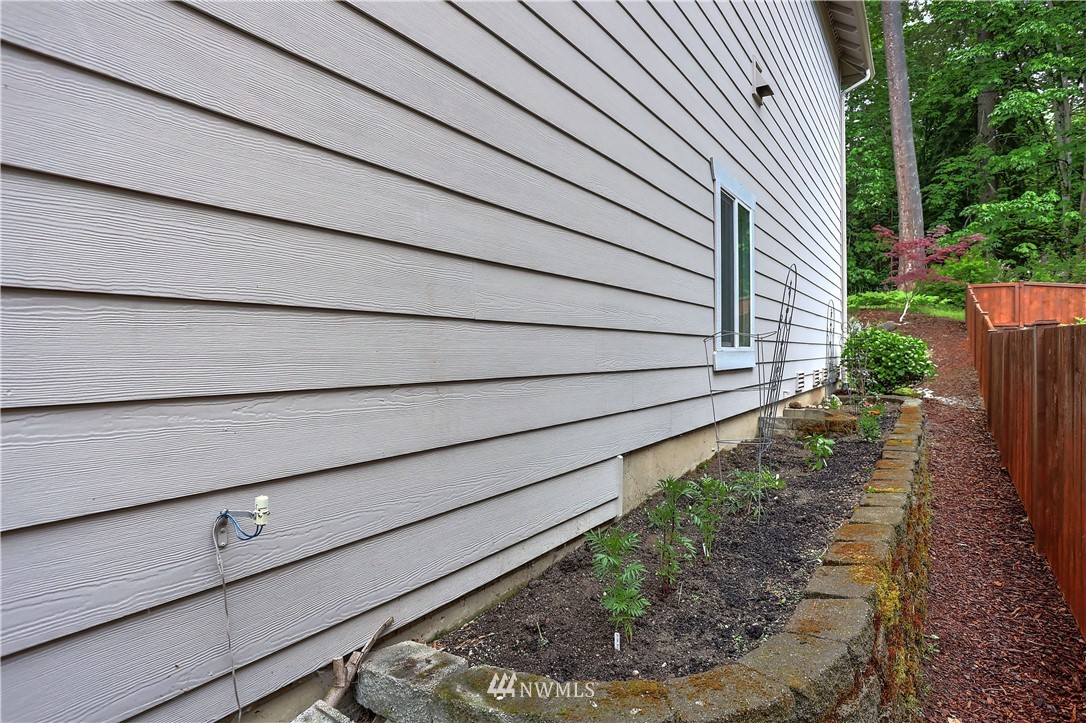 16506 Parkside Way Southeast Renton, WA 98058 - Photo 29 of 36