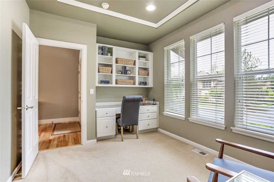 16506 Parkside Way Southeast Renton, WA 98058 - Photo 4 of 36