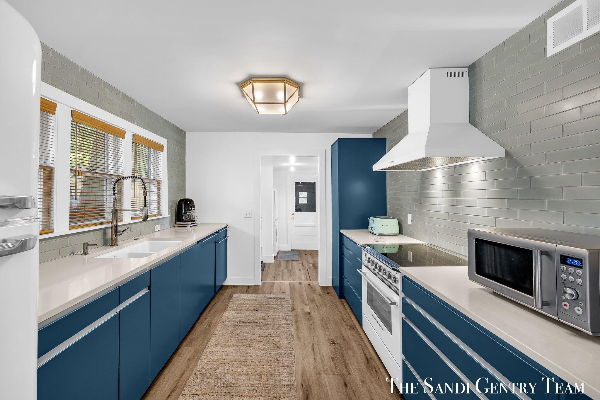 17545 Reenders Street Spring Lake, MI 49456 - Photo 16 of 40 10-O91A9468