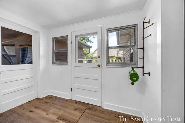 $389,900 | 17545 Reenders Street, Spring Lake, MI 49456