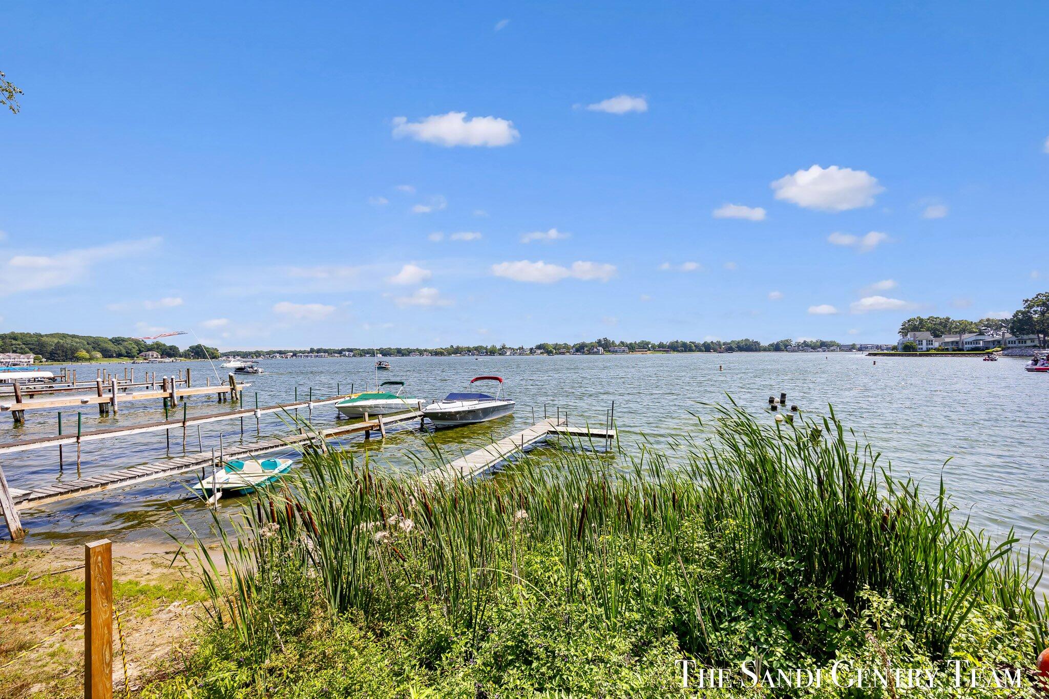 17545 Reenders Street Spring Lake, MI 49456 - Photo 4 of 40 47-O91A9670