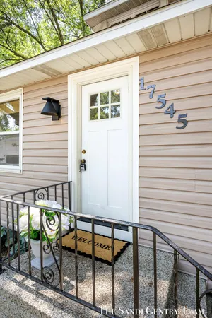 $389,900 | 17545 Reenders Street, Spring Lake, MI 49456