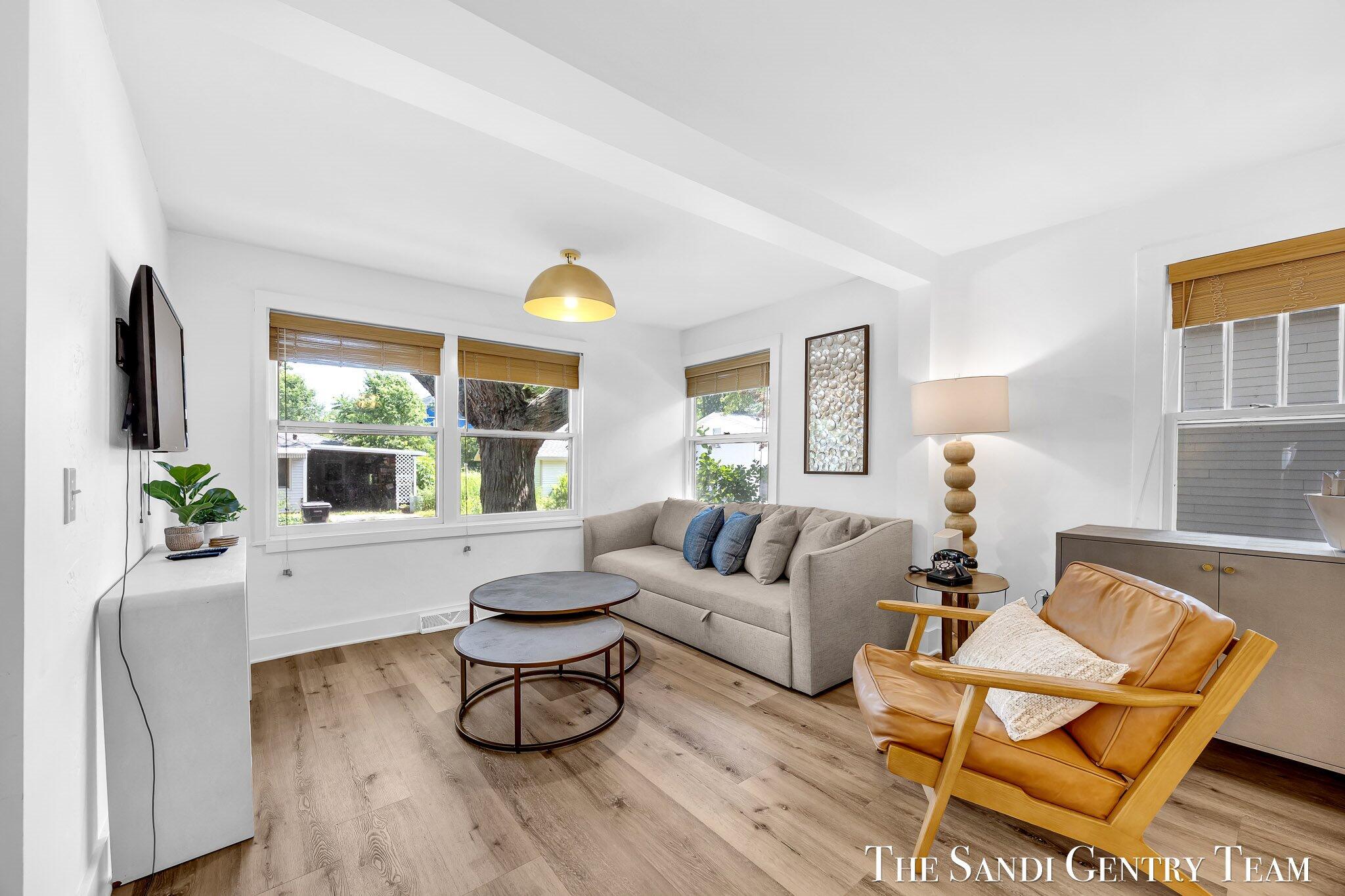 17545 Reenders Street Spring Lake, MI 49456 - Photo 9 of 40 22-O91A9388