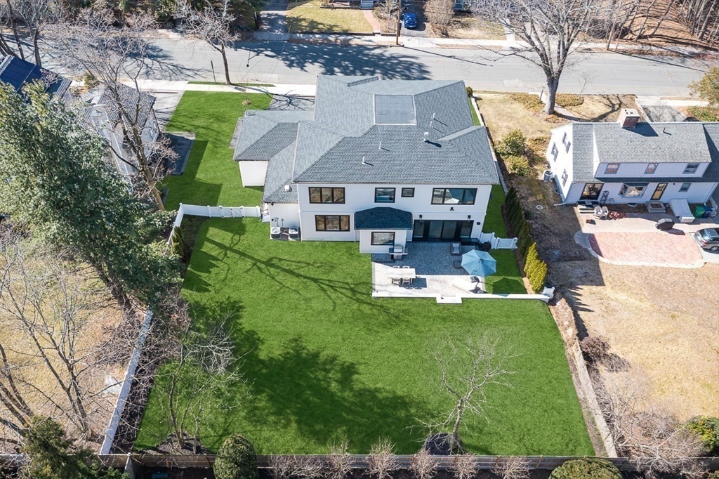 180 Allen Avenue Newton, MA 02468 - Photo 36 of 36 a front view of a house with a garden