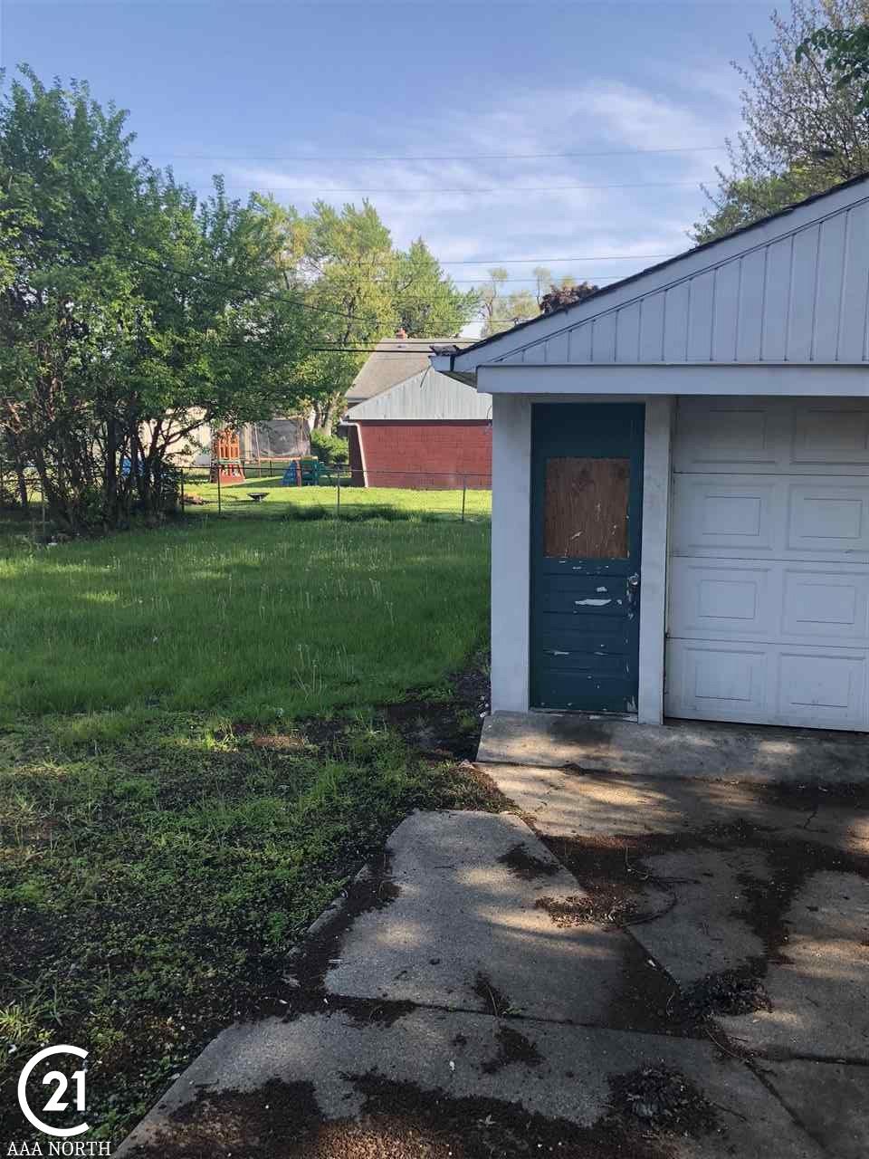 3910 Toepfer Road Warren, MI 48091 - Photo 16 of 16