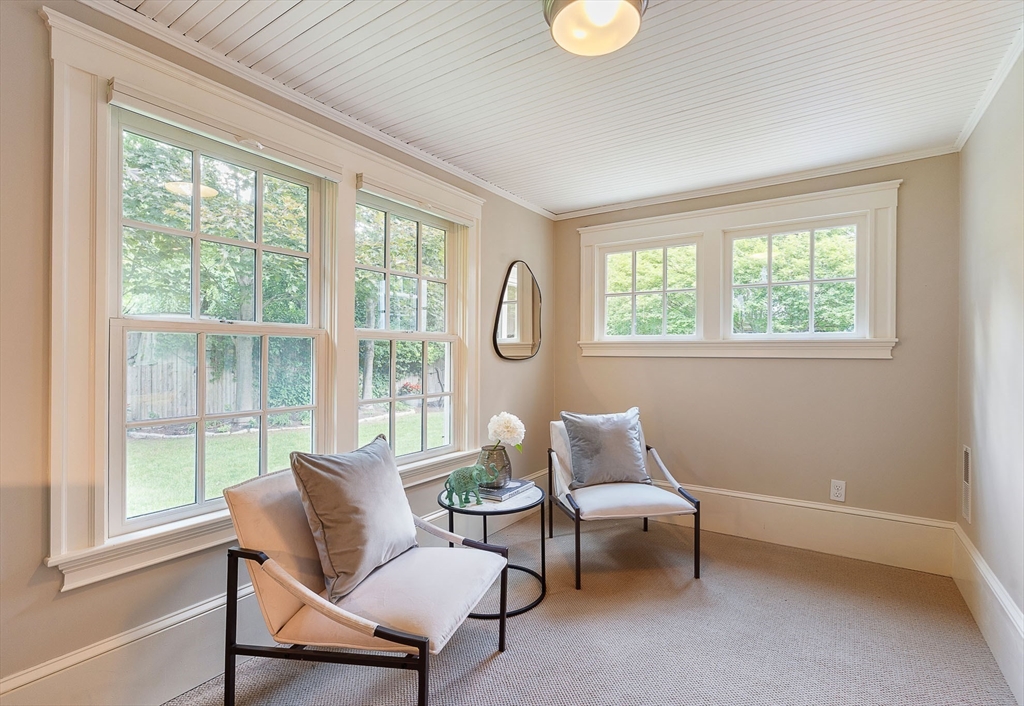 93 Manchester Road Newton, MA 02461 - Photo 14 of 29 Gallery Image 14