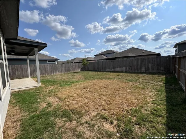 $2,495 | 1280 Ella Crossing, New Braunfels, TX 78130