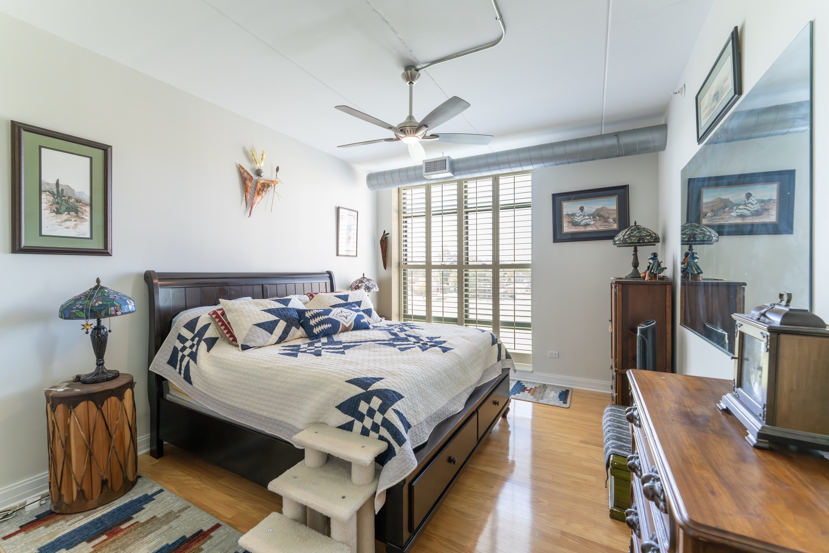 1 South Highland Avenue, Unit 400 Arlington Heights, IL 60005 - Photo 8 of 24 a bedroom with furniture and a window