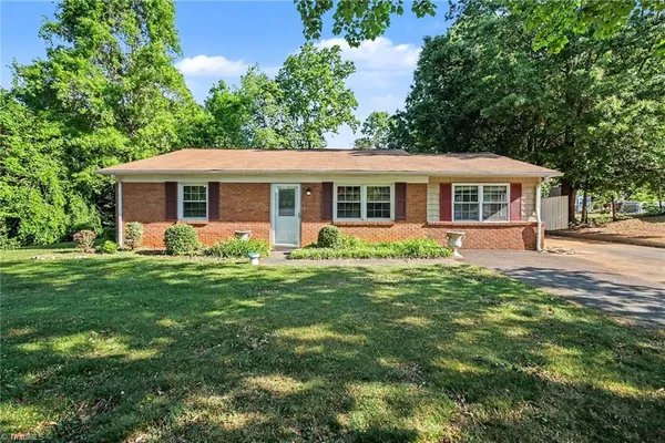 $242,500 | 122 Redwood Bend, King, NC 27021