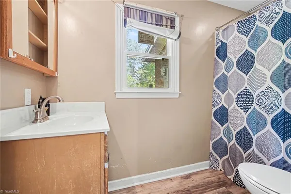 $242,500 | 122 Redwood Bend, King, NC 27021