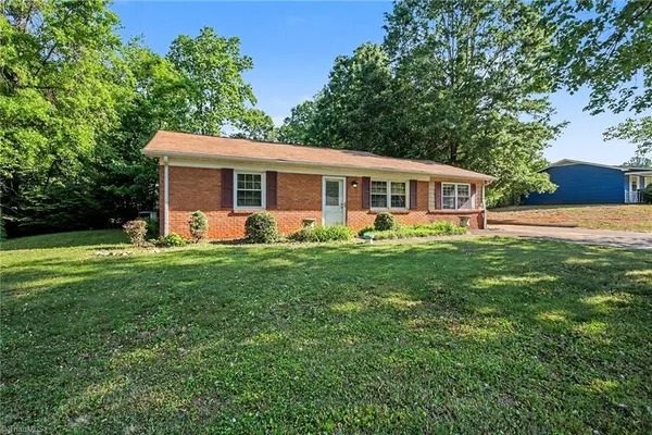 $242,500 | 122 Redwood Bend, King, NC 27021