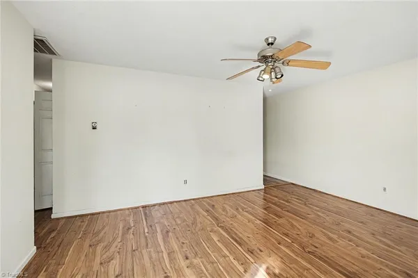 $242,500 | 122 Redwood Bend, King, NC 27021