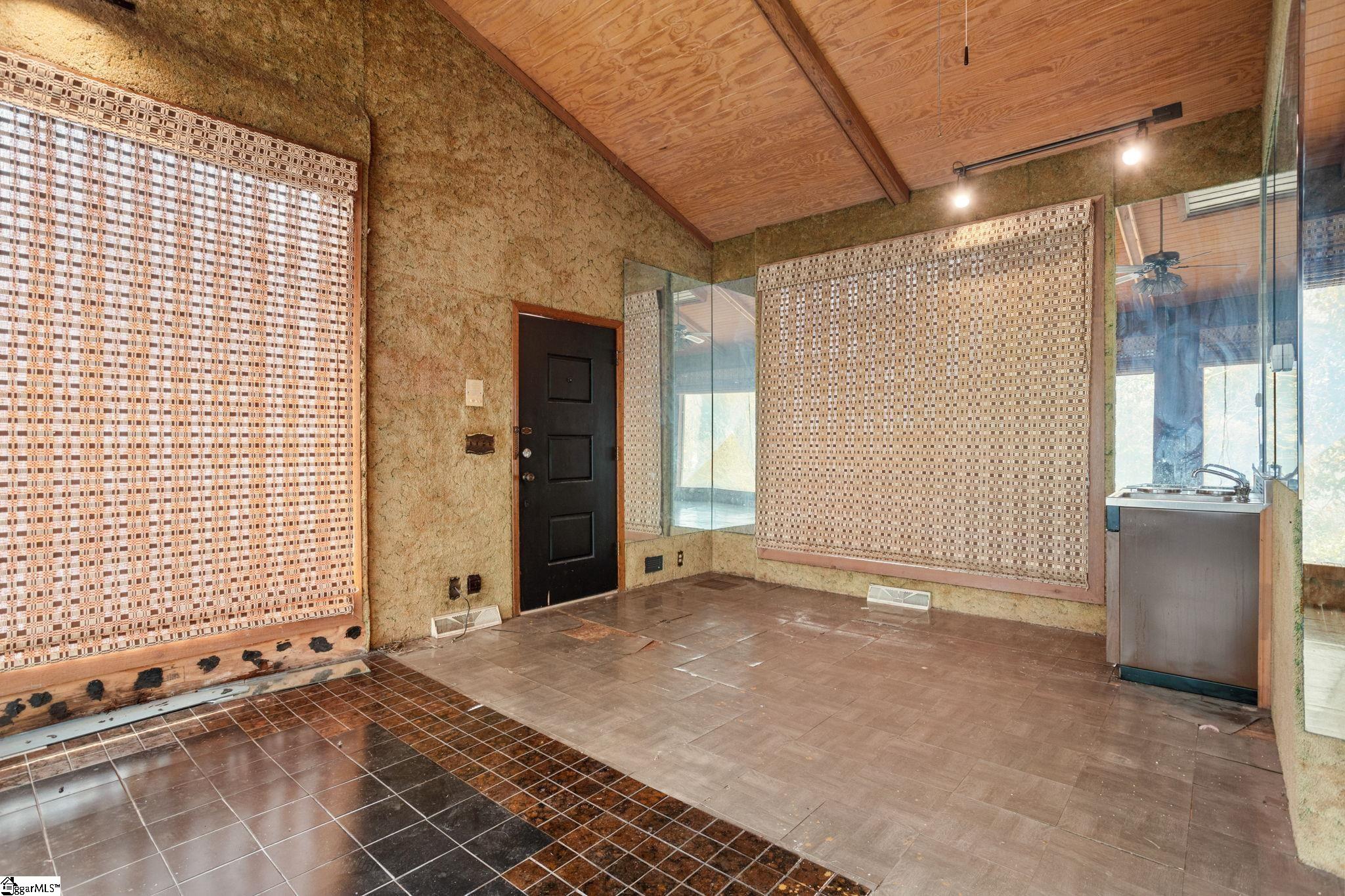 214 Hunts Bridge Road Greenville, SC 29617 - Photo 32 of 47 Gallery Image 32