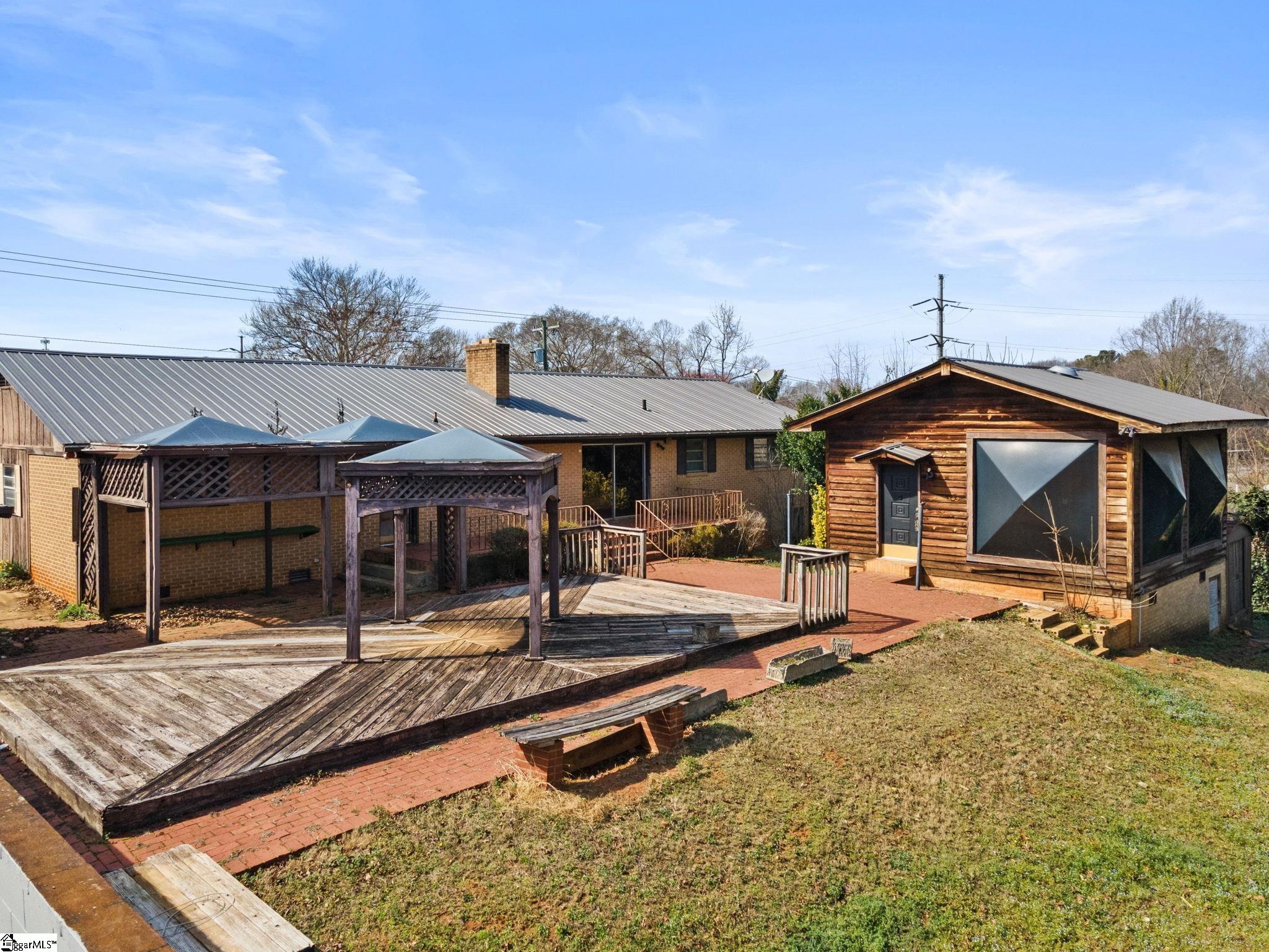 214 Hunts Bridge Road Greenville, SC 29617 - Photo 37 of 47 Gallery Image 37